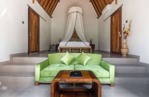 Penida Island Hotel | Green Coco Suite