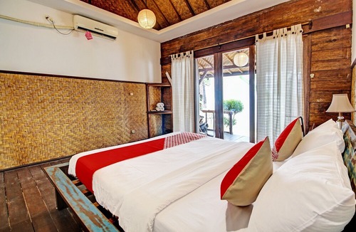 Padonan Hotel | Capital O 91688 Bhumiloka