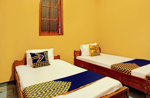 Malang Hotel | Hotel O Homestay Simpang Panji Suroso Syariah