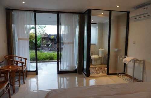 Kutuh House | Umah Dayuh