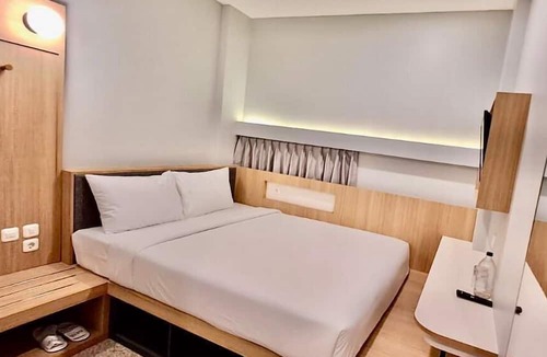 Melawai Hotel | Liberta Hub Blok M Jakarta