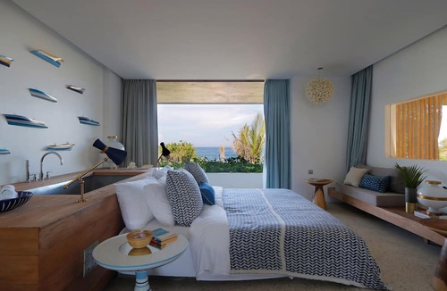 Mushroom Bay House | Villa Seascape by Elite Havens