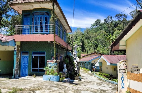 Sibolangit House | Hotel Sayna