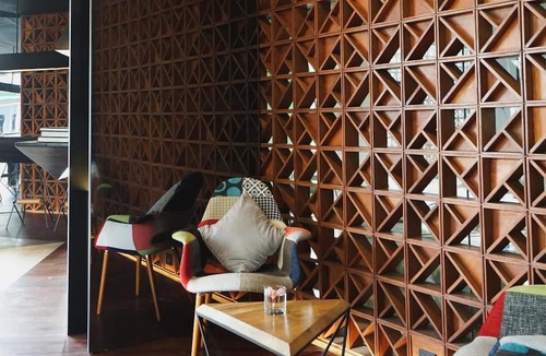Raya Kuta Hotel | J Hotels Kuta