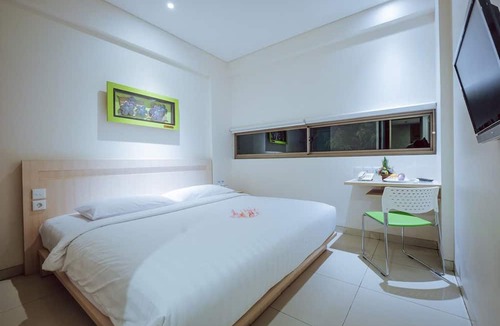 Raya Kuta Hotel | J Hotels Kuta