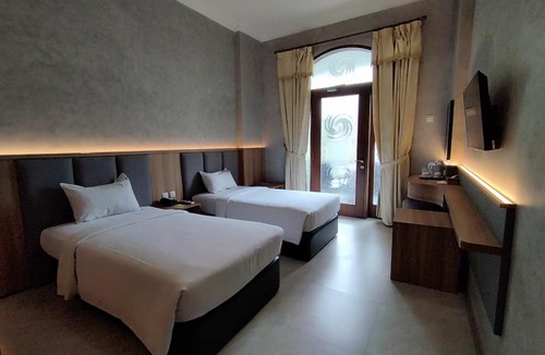 Kauman Hotel | The Grand Palace Hotel Malang