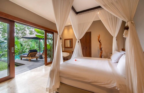 Pejeng Kawan Villa | Astonishing Jungle Villa, 4 BR, Ubud With Staff