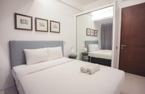 Ngagel Apartment | Premium 2BR Apartment near Marvell City Mall at The Linden