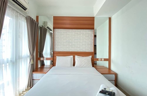 Hegarmanah Apartment | Monochrome Studio Room At Taman Melati Jatinangor Apartment