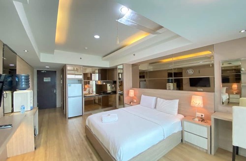 Babakan Ciamis Apartment | Spacious Studio Room At Tamansari La Grande Apartment Near Bip