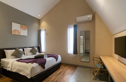 Central Seminyak Hotel | Tanaga Coliving