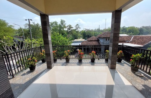 Bantul Hotel | DS Homestay Krebet