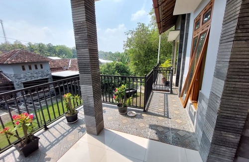 Bantul Hotel | DS Homestay Krebet