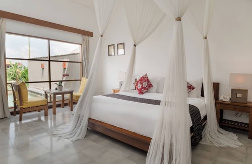 Melayang Hotel | Alam Puisi Villa