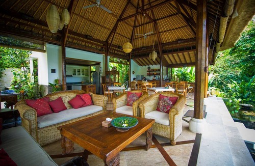 Pejeng Kawan Hotel | Amori Villas