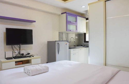 Kebagusan Apartment | Homey and Simply Studio Room at Kebagusan City Apartment