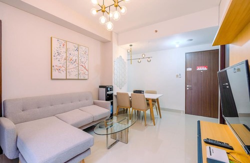 Cimanggis Apartment | Elegant and Comfy 3BR Transpark Cibubur Apartment