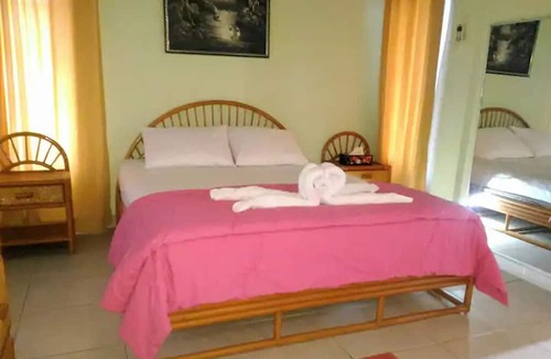 Kuta Selatan House | Widi House Nusa Dua -- sleeps six, near bay and beaches