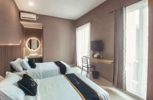 Dinoyo House | Class Premium Guest House