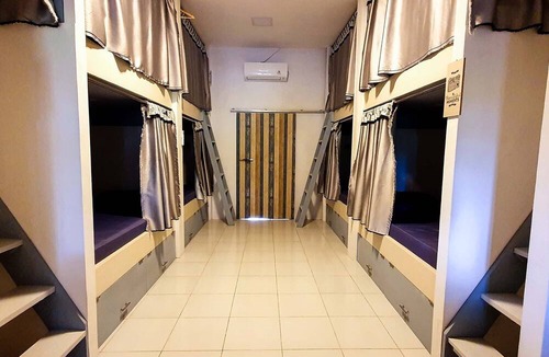 Penida Island Hostel | Tiny Room Hostel