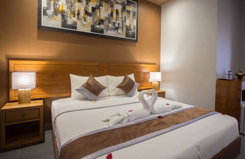 Banjar Semer Hotel | Curve House Umalas