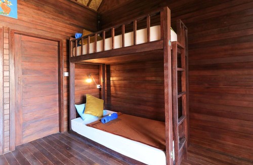 Mushroom Bay Hostel | Uma Hostel Lembongan