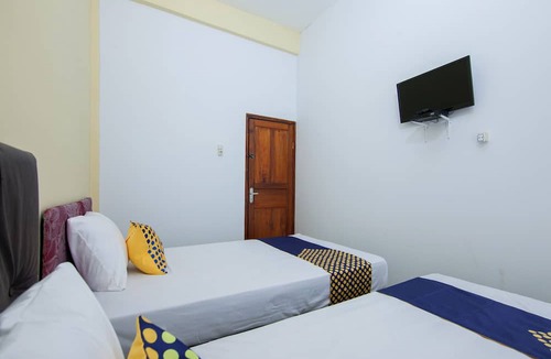 Kabanjahe Hostel | SPOT ON 2076 Hotel Stadion