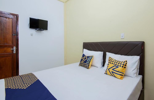 Kabanjahe Hostel | SPOT ON 2076 Hotel Stadion