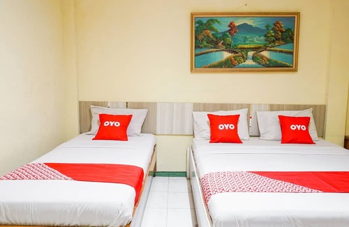 Bandung Hotel | OYO 2085 Chrysanta Hotel