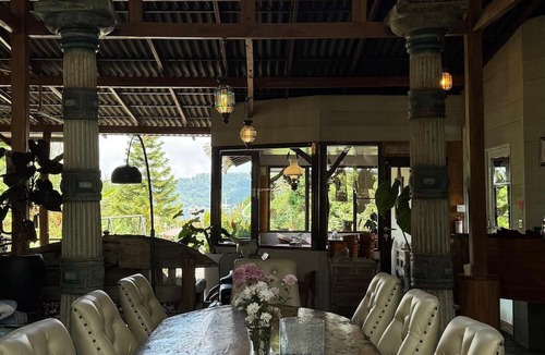 Candikuning Hotel | Pondanu Cabins By The Lake