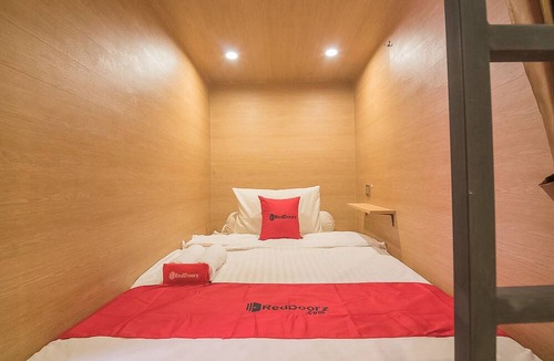 Pangandaran Hostel | RedDoorz Hostel @ Grand Pangandaran