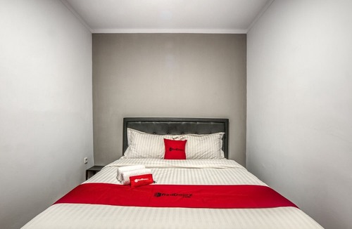 Gambir House | RedDoorz Plus @ Cideng Timur