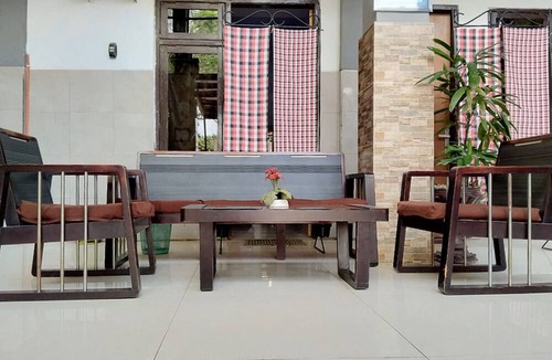 Sumenep House | RedDoorz @ Hotel Surabaya Sumenep