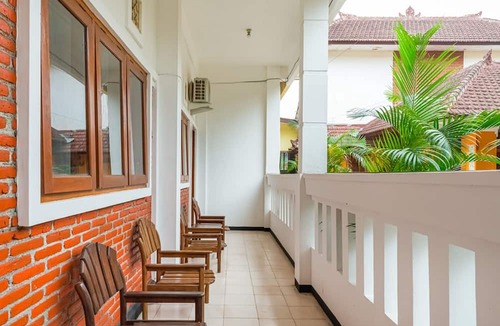 Malang Hotel | RedDoorz Syariah near Gor Ken Arok