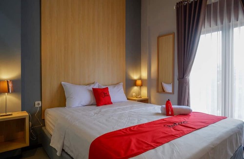 Tegal Hotel | RedDoorz Syariah @ Jalan Sultan Agung Tegal