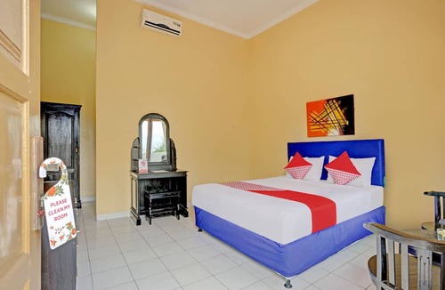 Gilimanuk Hotel | OYO 3096 Hotel Dewi Warsiki Near Gilimanuk Port