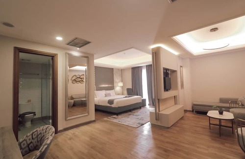Laweyan Hotel | Zigna Kampung Batik