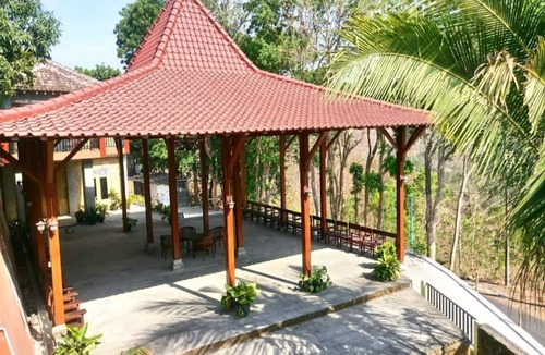Srimulyo Hotel | Bina Karya Guesthouse