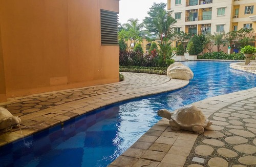 Kelapa Gading Barat Apartment | Modern 2BR at City Home Apartment with Sofa Bed near MOI