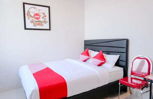 Jember Hotel | OYO 995 Alice's Homestay Syariah