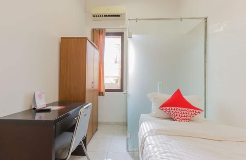 Kedoya Utara Hotel | Hotel O Idola Residence