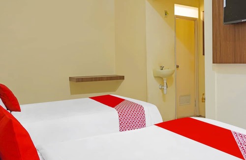 Malang Hotel | OYO Life 709 Menjangan Residence at Klayatan