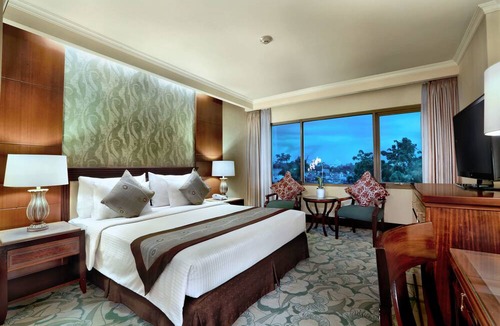 Cipaganti Hotel | Aston Tropicana