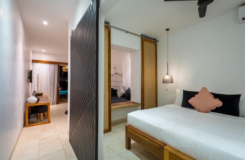 Jungut Batu Hotel | Ohana's Beachfront Resort & Beach Club