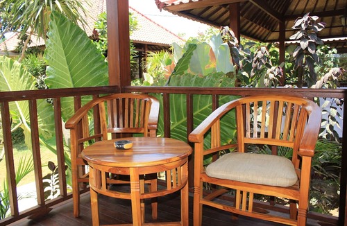 Mushroom Bay Bed & Breakfast | Pattri Garden Lembongan