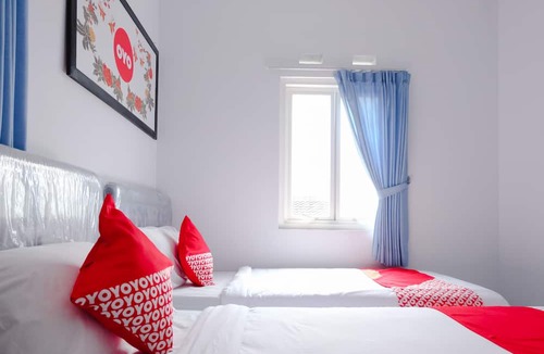 Malang Hotel | OYO 437 Hnr Homestay Syariah