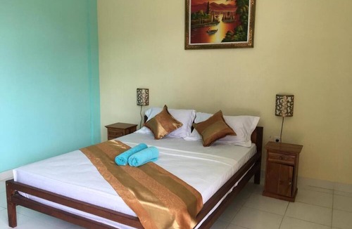 Batu Bolong Hostel | Repag Wayan Canggu Hostel