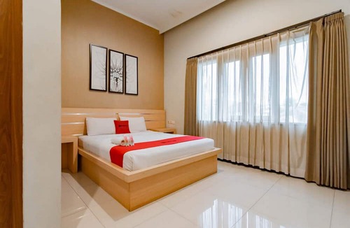 Parongpong Hotel | RedDoorz @ Sersan Bajuri Atas