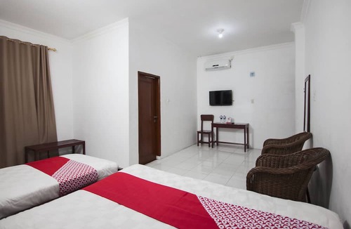 Pematangsiantar Hotel | OYO 796 Penginapan Fergael