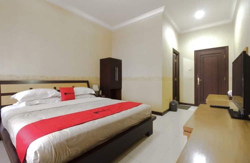 Cipanas Hotel | RedDoorz Syariah @ Cipanas